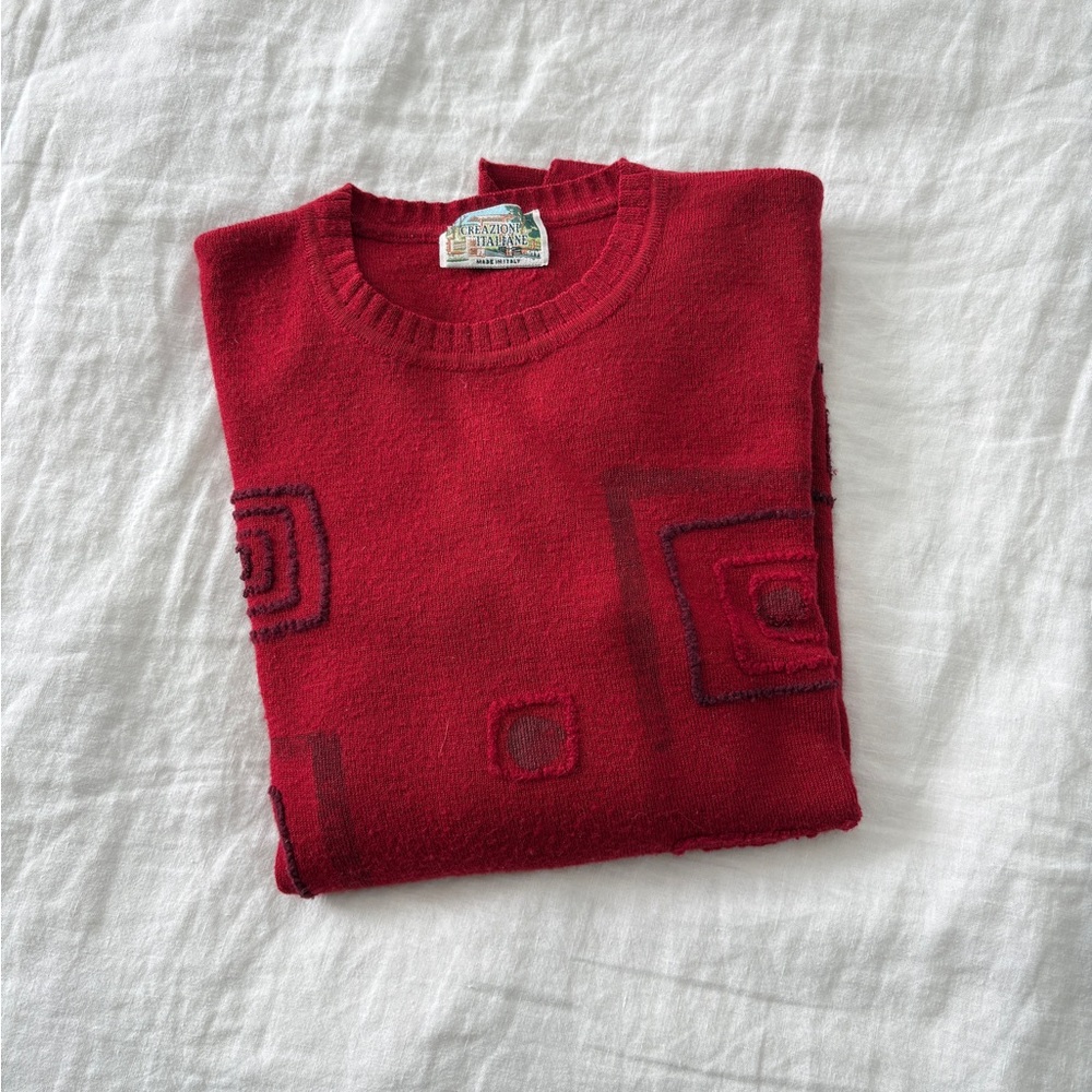 Red Geometric Pattern Crewneck Sweater - Picture 3 of 9